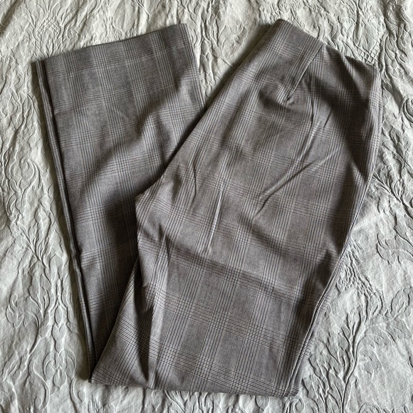 Aritzia Sunday Best Pants in Grey Plaid - Picture 6 of 6